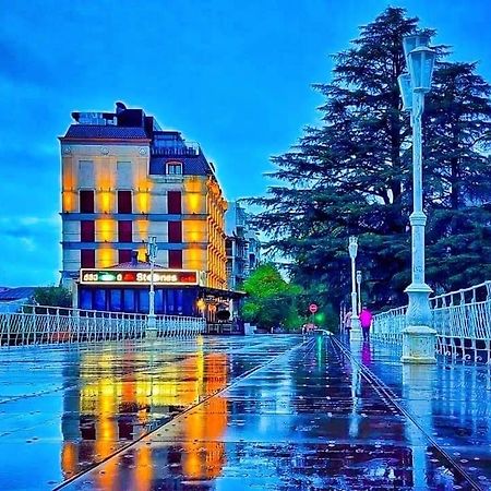 Izo'S Home Кутаиси Экстерьер фото