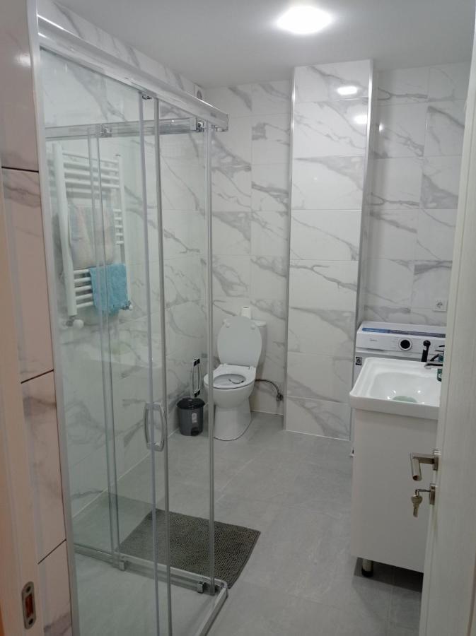 Izo'S Home Кутаиси Экстерьер фото