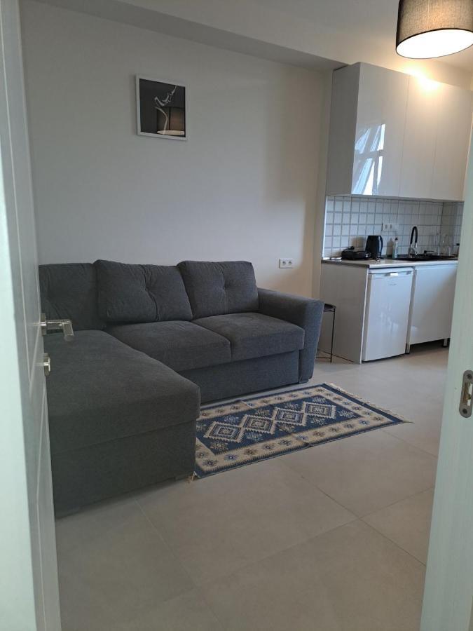 Izo'S Home Кутаиси Экстерьер фото