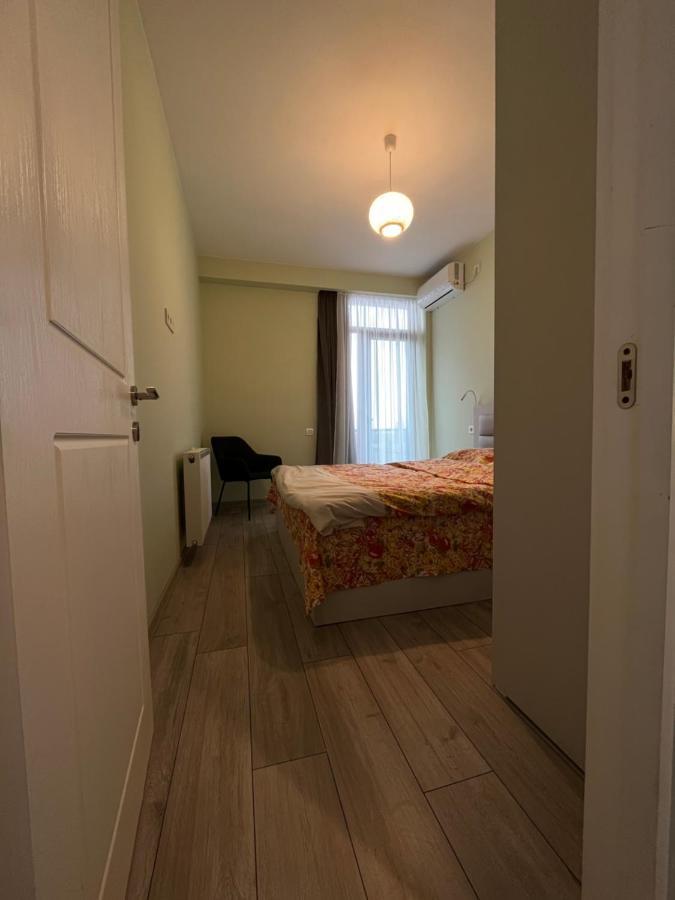 Izo'S Home Кутаиси Экстерьер фото